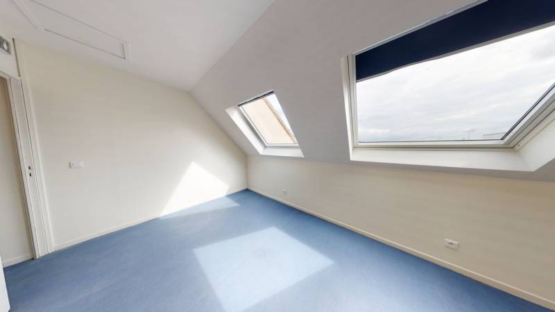 BUREAUX A LOUER A GRAVIGNY DE 220m²