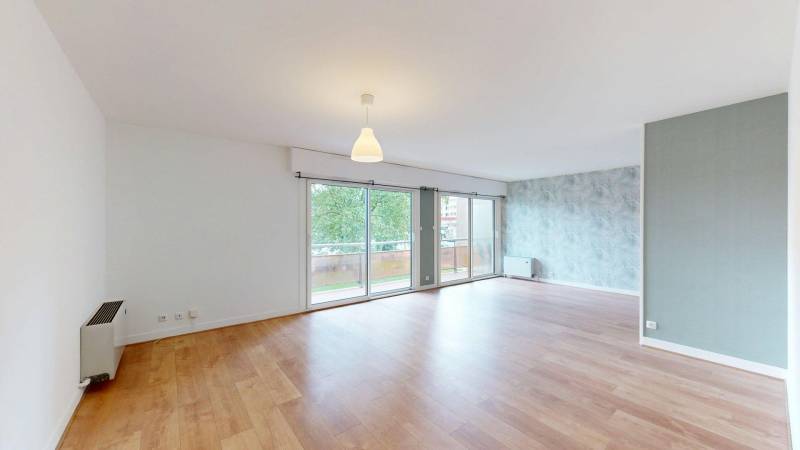 À LOUER APPARTEMENT T3 DE 96M2 À ÉVREUX QUARTIER CENTRE-VILLE & NAVARRE - CET APPARTEMENT EST PROPOSÉ À LA LOCATION PAR VOTRE AGENCE SAINT-MICHEL IMMOBILIER