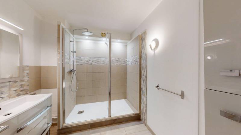 À LOUER APPARTEMENT T3 DE 96M2 À ÉVREUX QUARTIER CENTRE-VILLE & NAVARRE - CET APPARTEMENT EST PROPOSÉ À LA LOCATION PAR VOTRE AGENCE SAINT-MICHEL IMMOBILIER