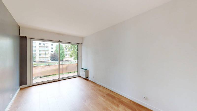 À LOUER APPARTEMENT T3 DE 96M2 À ÉVREUX QUARTIER CENTRE-VILLE & NAVARRE - CET APPARTEMENT EST PROPOSÉ À LA LOCATION PAR VOTRE AGENCE SAINT-MICHEL IMMOBILIER