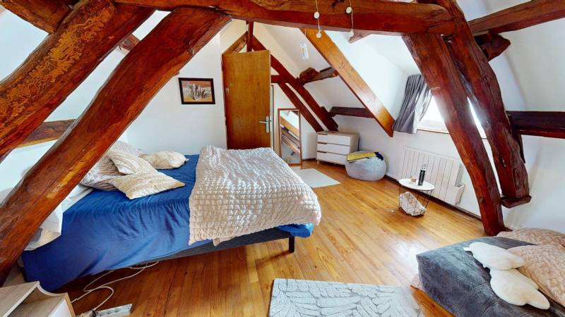 MAISON STYLE LONGÈRE EN BON ÉTAT