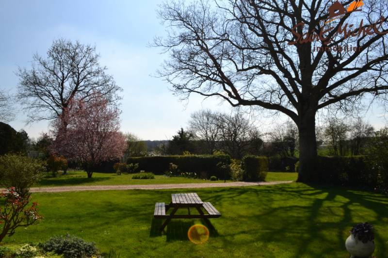 MAISON AVEC JARDIN - T5 -  AVIRON (27930)