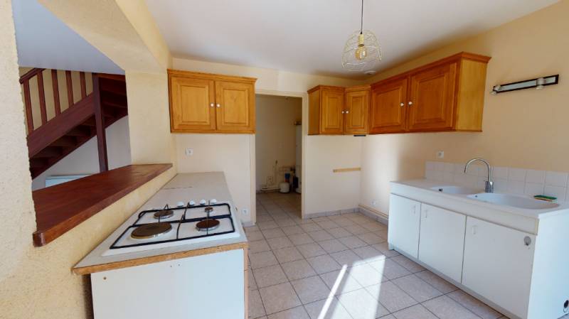 Maison F4 à louer à LA CHAPELLE DU BOIS DES FAULX