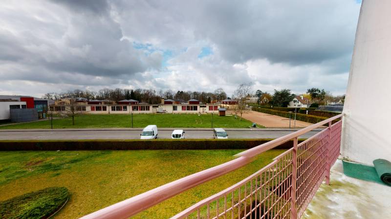 Appartement F3 (67 m² Carrez) à louer à EVREUX