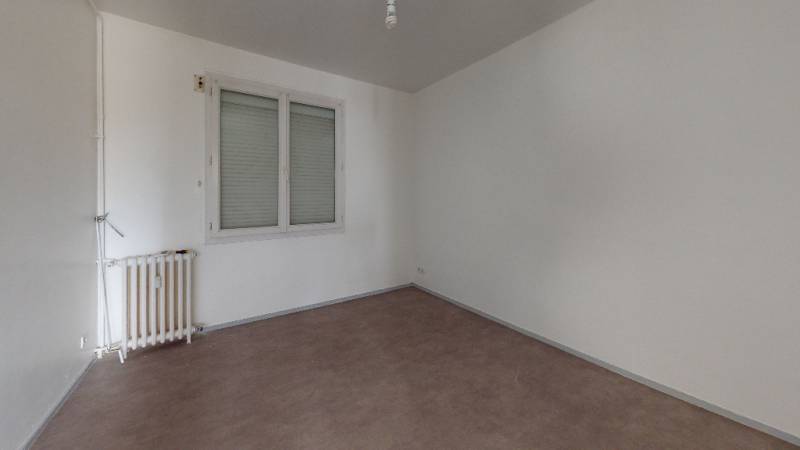 Appartement F3 (67 m² Carrez) à louer à EVREUX
