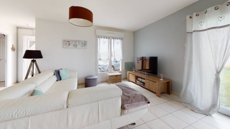 Location : Maison 5 pièces à MISEREY