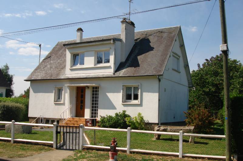 MAISON 7 PIÈCES AU CALME - INTÉRIEUR RÉCEMMENT RÉNOVÉ