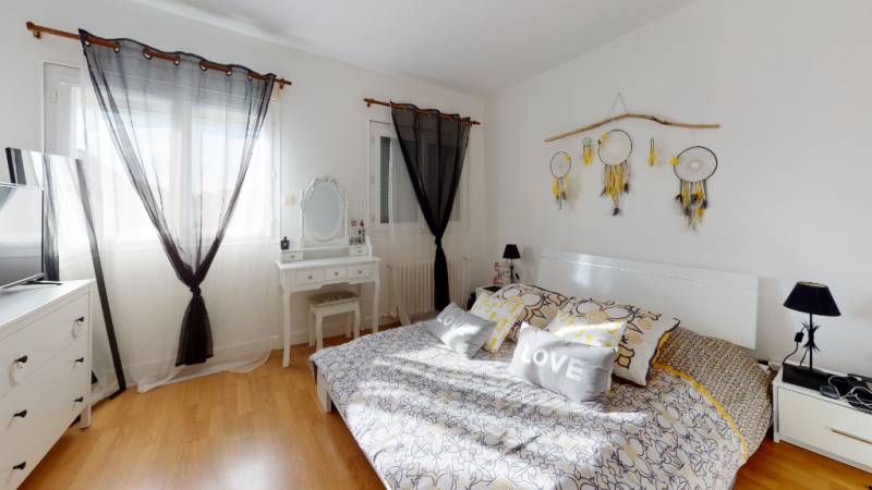 MAISON 7 PIÈCES AU CALME - INTÉRIEUR RÉCEMMENT RÉNOVÉ