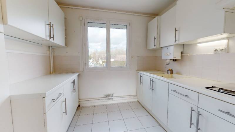 A VENDRE APPARTEMENT F3 EN REZ DE JARDIN