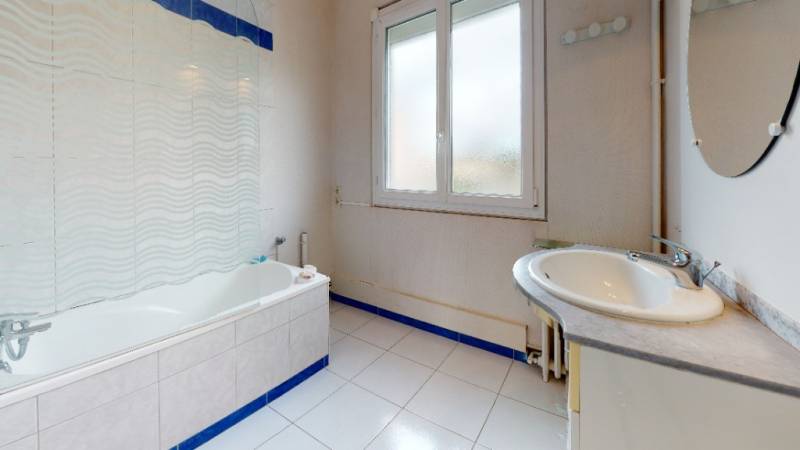 À VENDRE APPARTEMENT VENDU LOUÉ À ÉVREUX DANS LE QUARTIER DE SAINT-MICHEL