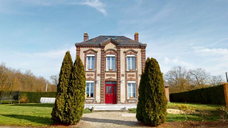 GRANDE MAISON DE CAMPAGNE - T9 - PROCHE EVREUX (27000)