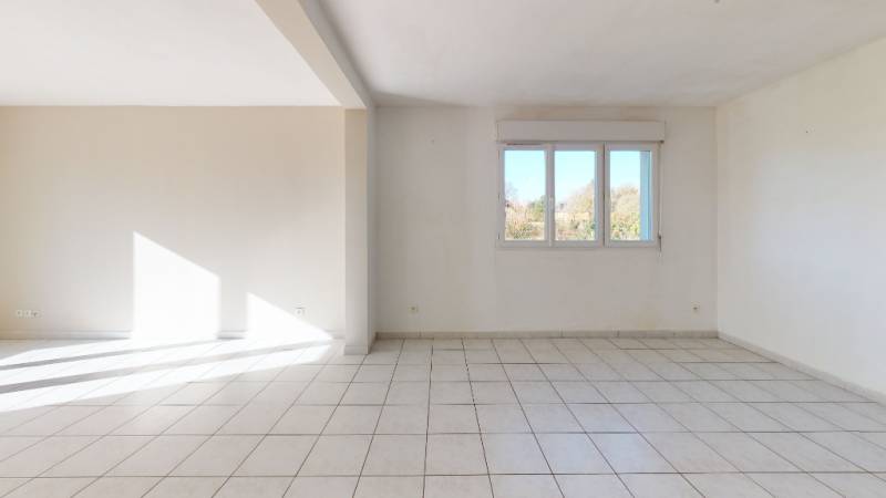 MAISON AVEC JARDIN - T4 - MALOUY (27300)