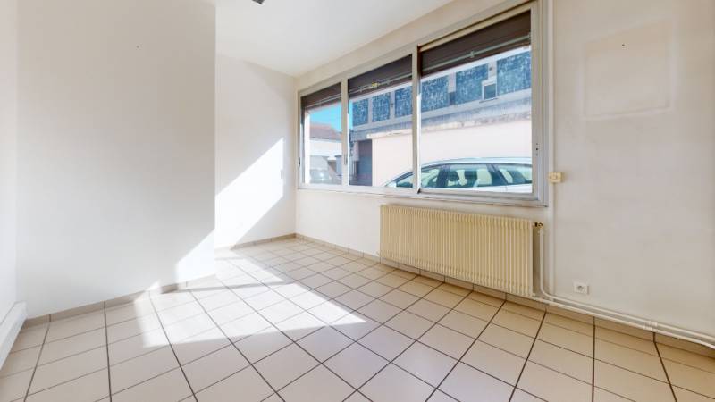 LOCAL COMMERCIAL EVREUX BY SAINT-MICHEL IMMOBILIER