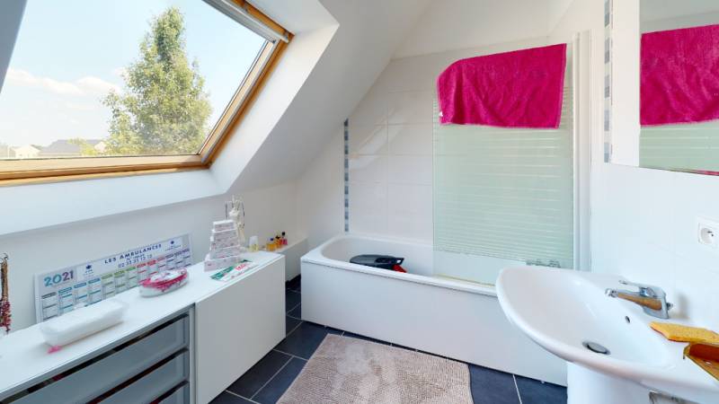 MAISON DE TYPE 5 - 100m² - GAUCIEL