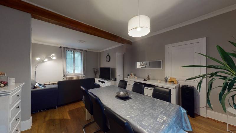 MAISON 6 PIÈCES AU CALME - EN TRÈS BON ÉTAT GÉNÉRAL