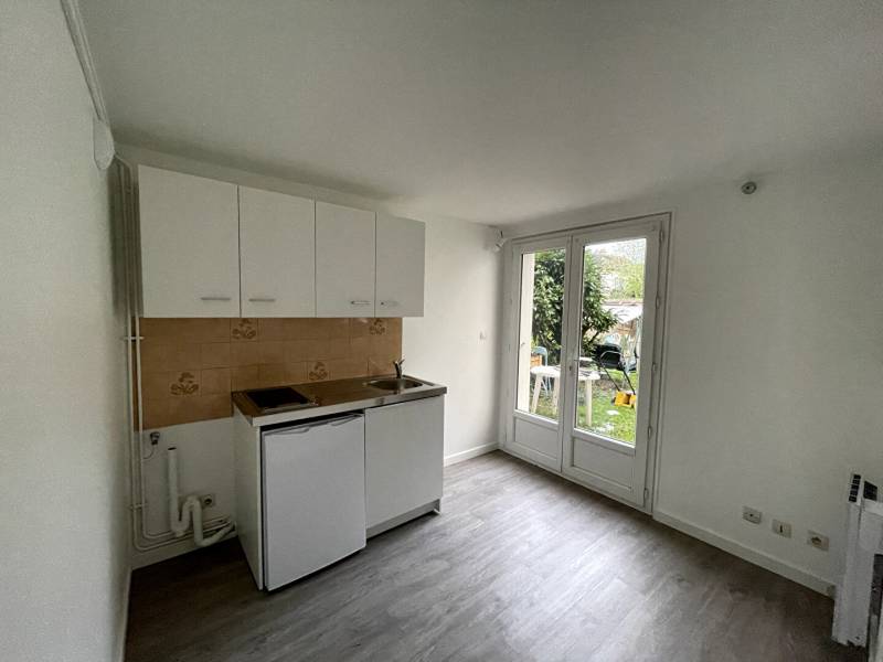 APPARTEMENT - TYPE 1 Bis - EVREUX quartier du Bel Ebat (27000)