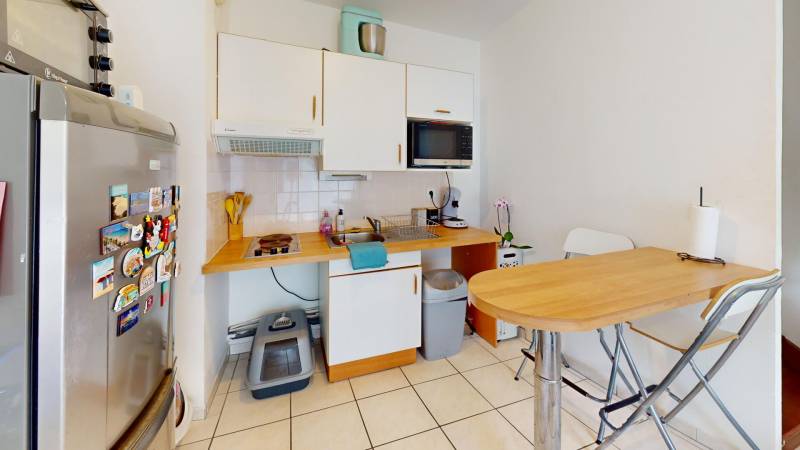 A VENDRE APPARTEMENT T2 À EVREUX DANS LA QUARTIER DE SAINT-MICHEL