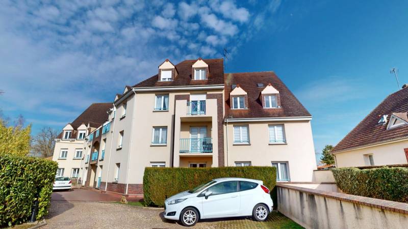 Appartement T4 en duplex à vendre – Évreux Saint-Michel, 109 m² avec balcon, parking et cave