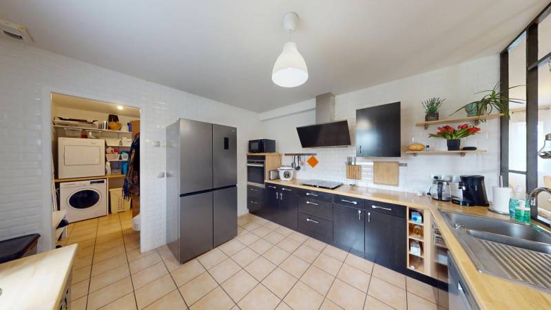 MAISON T5 AU CALME - SACQUENVILLE