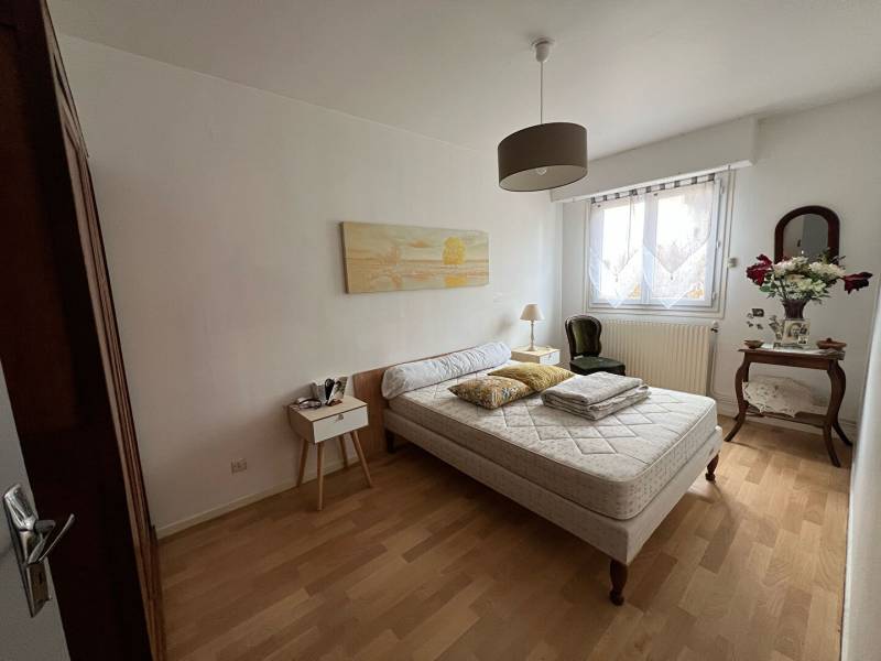 Appartement F3 avec rez-de-jardin à vendre à Évreux – Quartier Navarre, proche gare et commerces