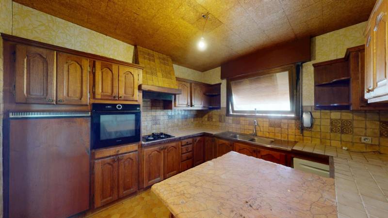 Maison de 82 m² avec sous-sol, jardin et terrasse à vendre à Courcelles-sur-Seine, proche d’Évreux