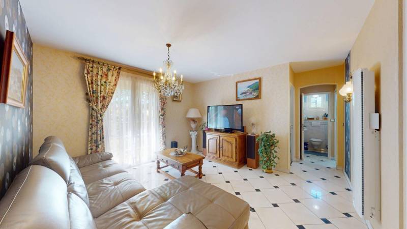 Maison familiale 7 pièces avec vue panoramique à vendre à Évreux, quartier Saint-Michel