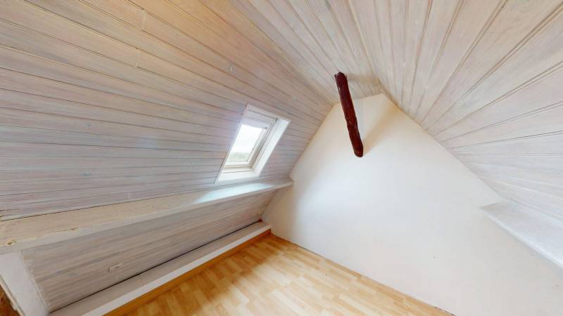 Longère normande de 66m² avec dépendance et grand terrain arboré à vendre à Orvaux, Le Val Doré