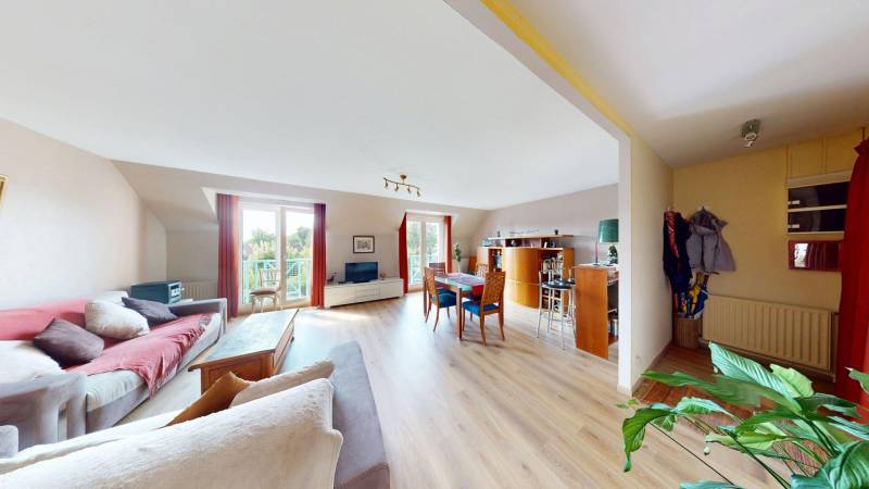 Appartement T5 à vendre – Évreux Saint-Michel – 105 m², 4 chambres, 2 parkings, ascenseur