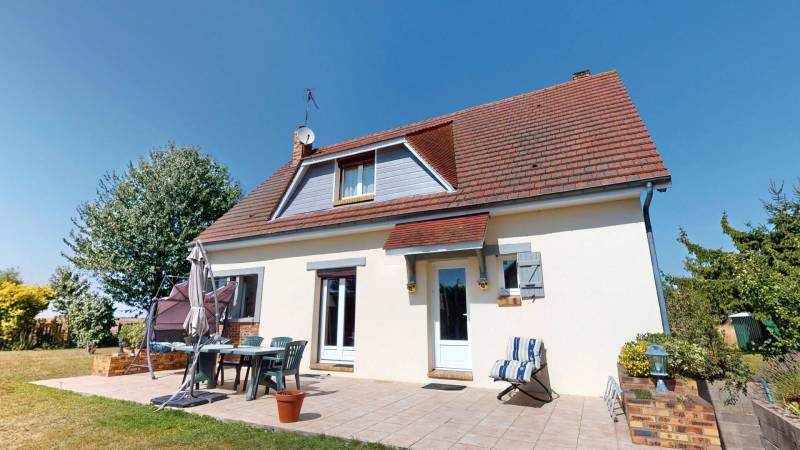 Maison T5 à vendre à AVIRON