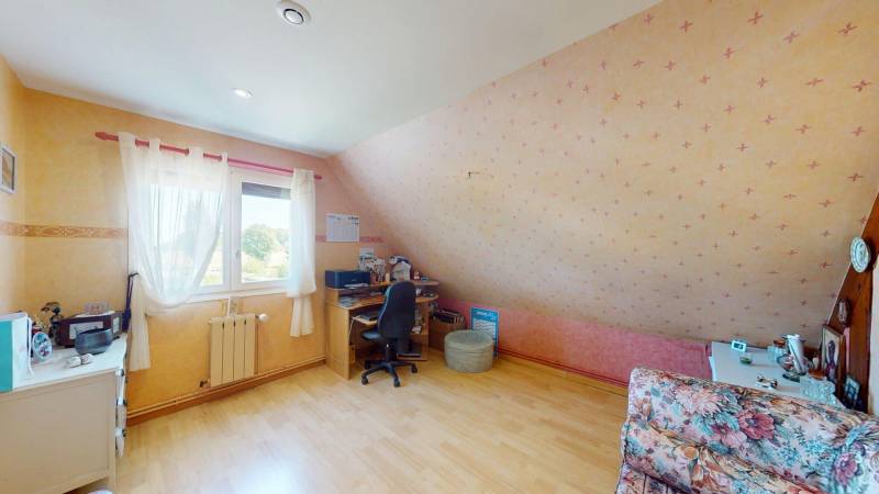 Maison T5 à vendre à AVIRON