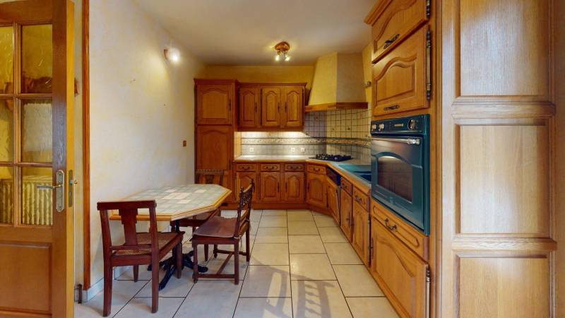 Maison à louer - quartier Saint Michel à EVREUX -4 chambres - jardin - sous sol