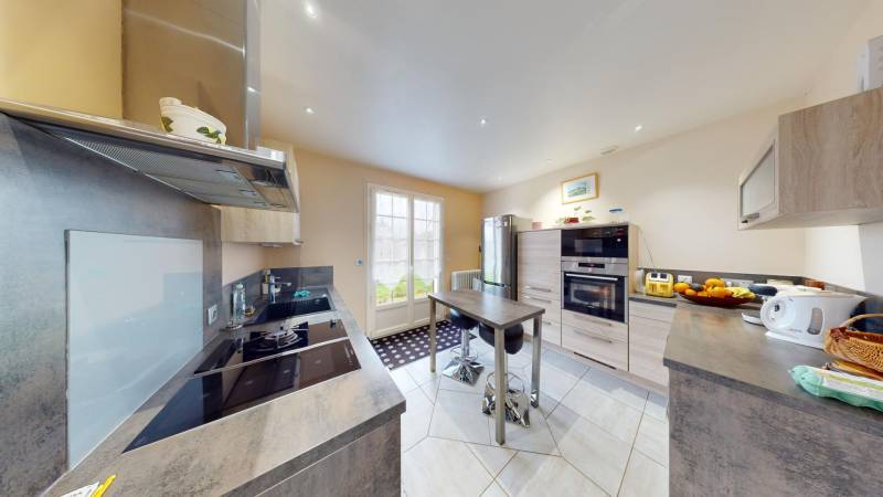 MAISON T6 DE CARACTÈRE - LES VENTES