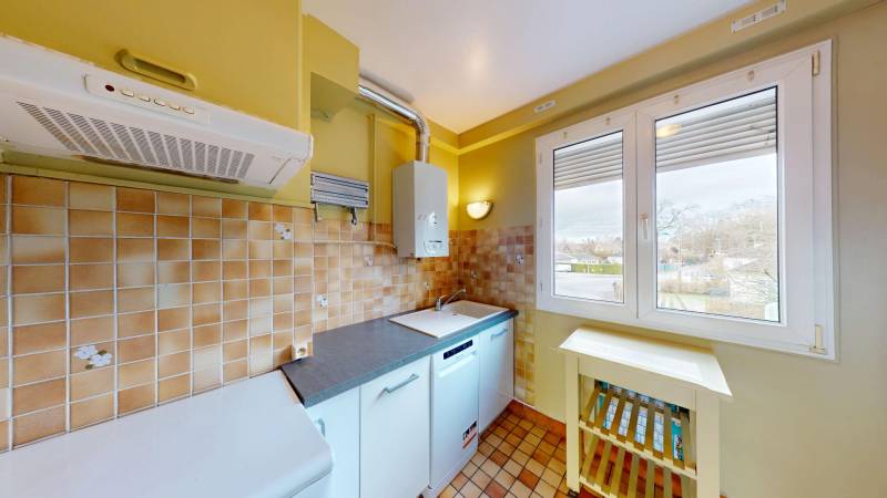 A VENDRE APPARTEMENT T4 - EVREUX QUARTIER SAINT MICHEL