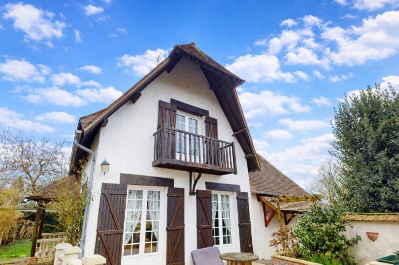 MAISON FAMILIALE 155 M² AVEC SUITE PARENTALE JARDIN TERRASSES GARAGE SAINT MICHEL EVREUX