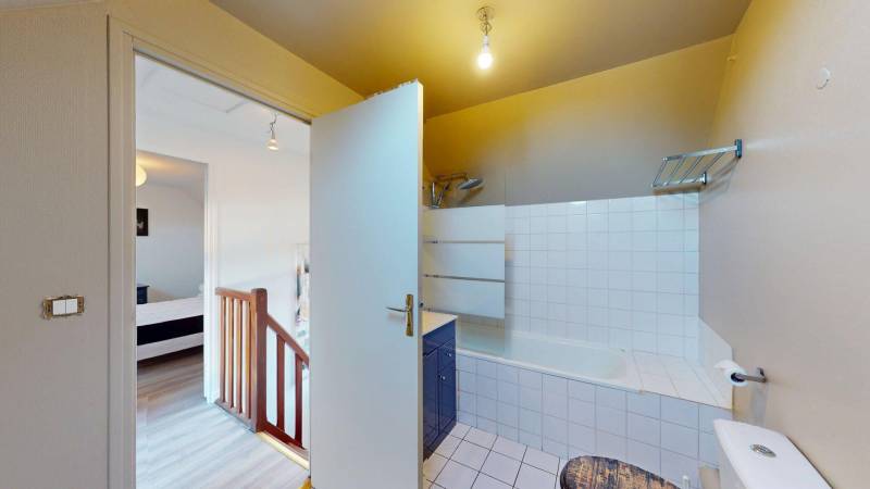 A louerMAISON MEUBLÉE T2 DE 40,50 M² AVEC JARDIN ET PARKING ? CENTRE-VILLE D'EVREUX