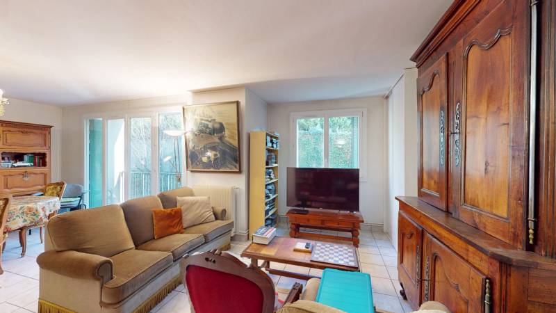 APPARTEMENT T4 LUMINEUX AVEC BALCON, GARAGE ET CAVE - QUARTIER CENTRE VILLE ÉVREUX