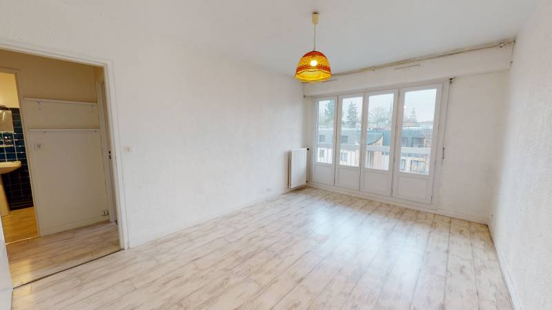 APPARTEMENT - TYPE 1 bis - EVREUX centre-ville (27000)