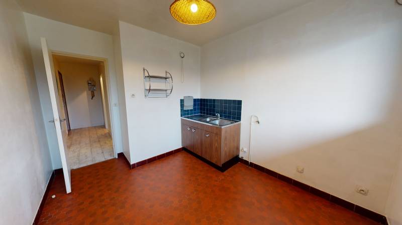 APPARTEMENT - TYPE 1 Bis - EVREUX hypercentre (27000)