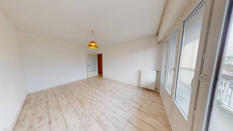 APPARTEMENT - TYPE 1 bis - EVREUX centre-ville (27000)
