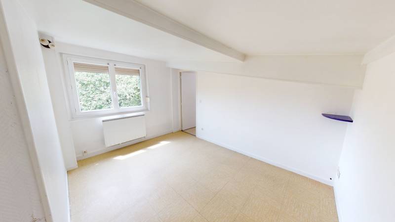 APPARTEMENT - TYPE 2 - EVREUX proche de CORA (27000)