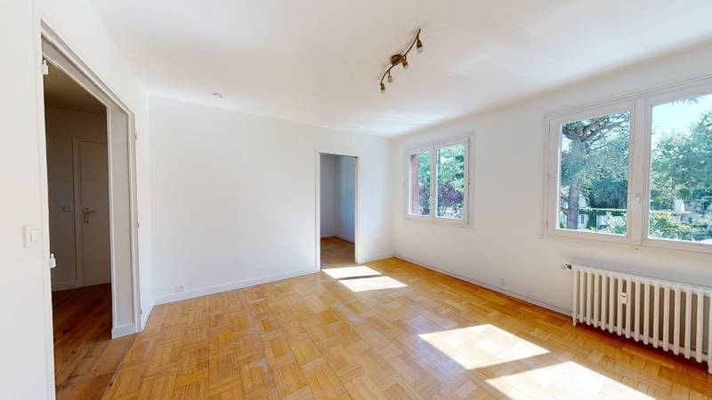 Appartement F2 centre-ville d'EVREUX avec parking