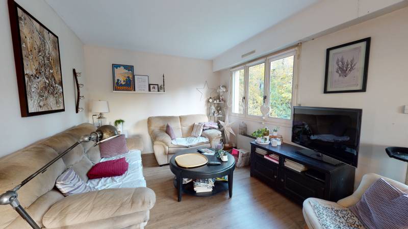 Appartement F3 avec balcon et garage PROCHE GARE SNCF