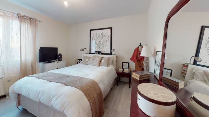 Appartement F3 avec balcon et garage PROCHE GARE SNCF