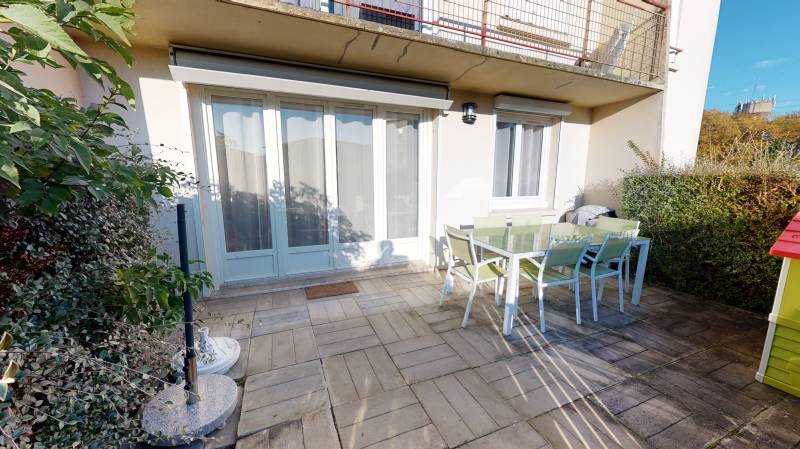 APPARTEMENT F3 AVEC REZ-DE-JARDIN QUARTIER SAINT MICHEL EVREUX