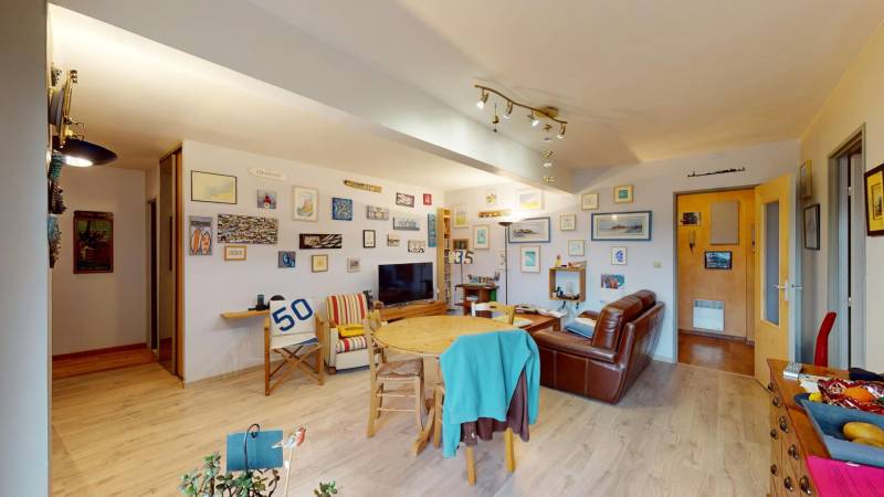 Appartement T3 avec balcon et parking à vendre à Évreux centre-ville – Quartier Pasteur