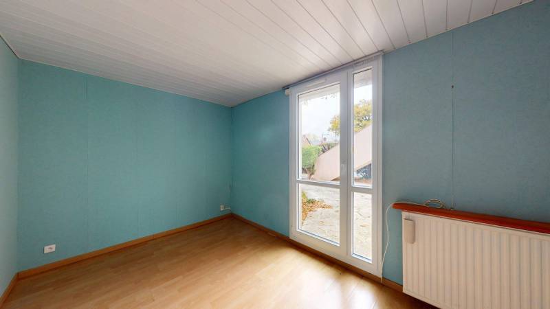 Bel appartement lumineux en rez-de-jardin dans résidence calme et prisée à Évreux Saint-Michel