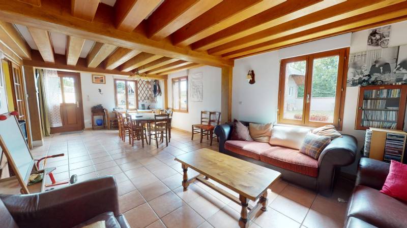 MAISON DE 176M² - TYPE 6 - SACQUENVILLE (27930)