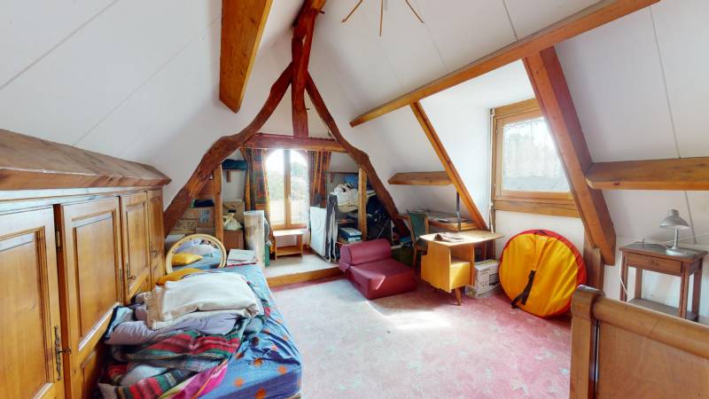 MAISON DE 176M² - TYPE 6 - SACQUENVILLE (27930)