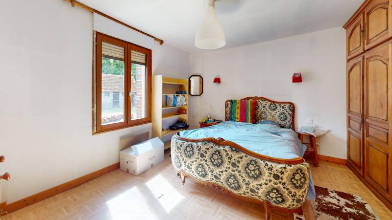 MAISON DE 176M² - TYPE 6 - SACQUENVILLE (27930)