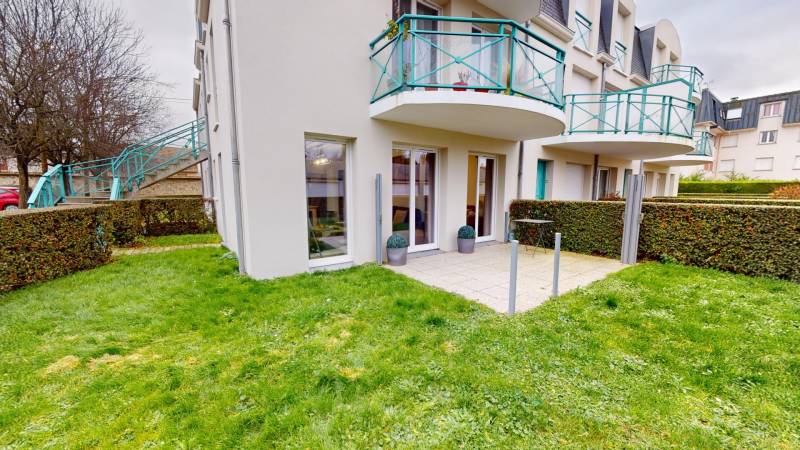Appartement Meublé à LOUVIERS de type F2 en rez-de-jardin